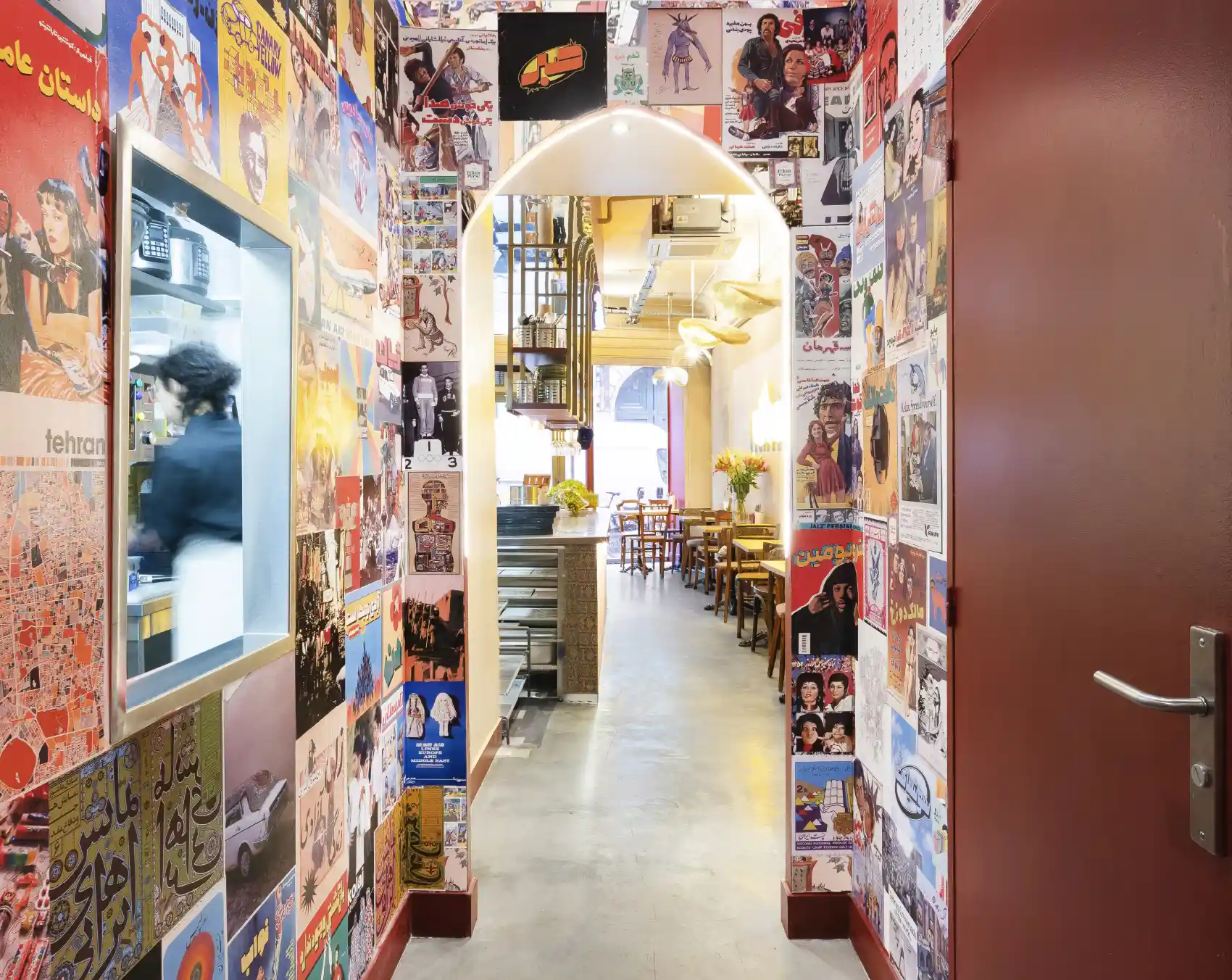 Décoration d'intérieur restaurant streetfood perse à Paris